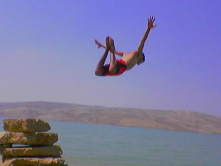 aziz walla faracha yatir fi al hawae